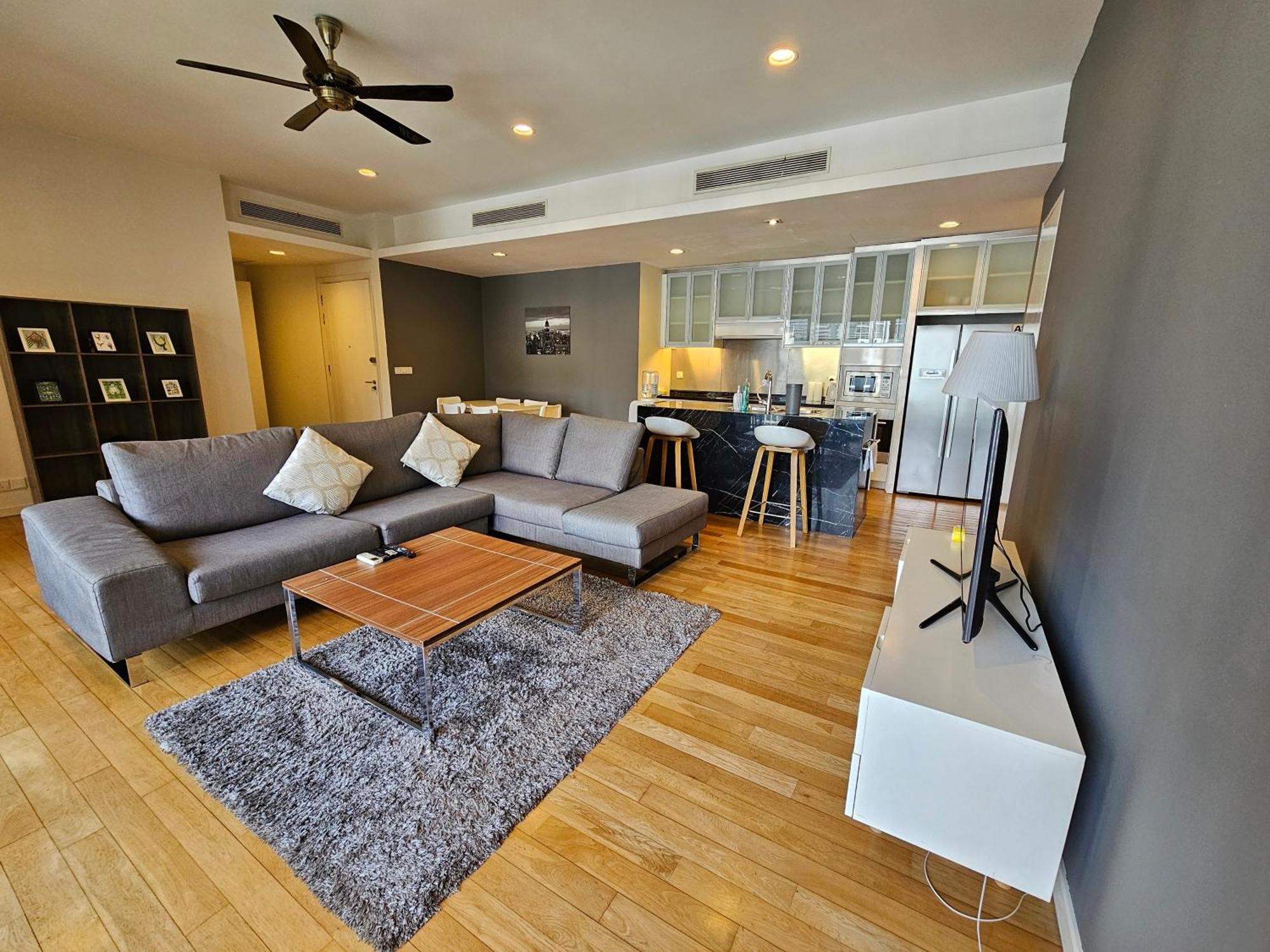 Pangsapuri Style Haven 3br6pax Klcc Twin Towers View