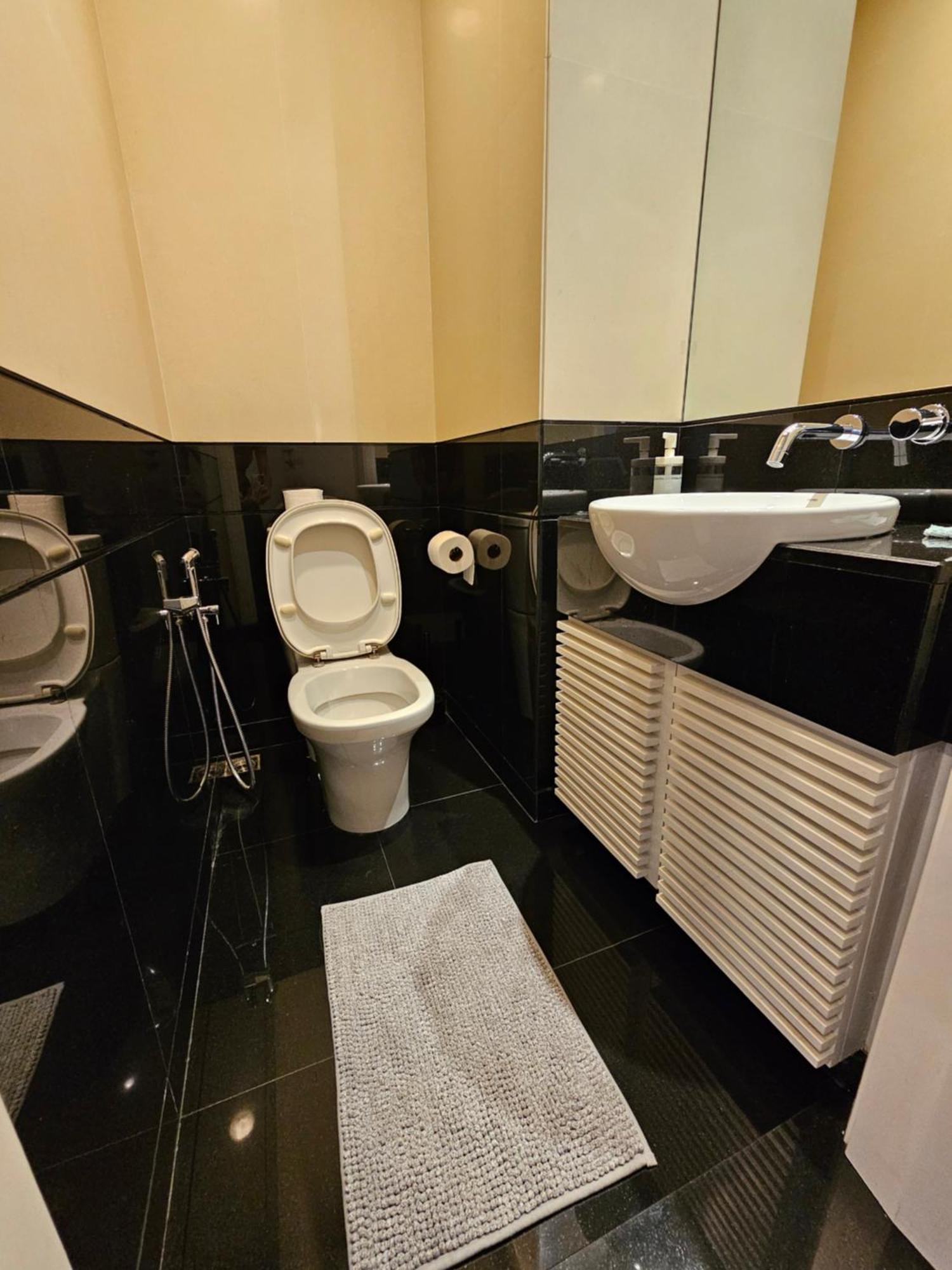 Pangsapuri Style Haven 3br6pax Klcc Twin Towers View Kuala Lumpur